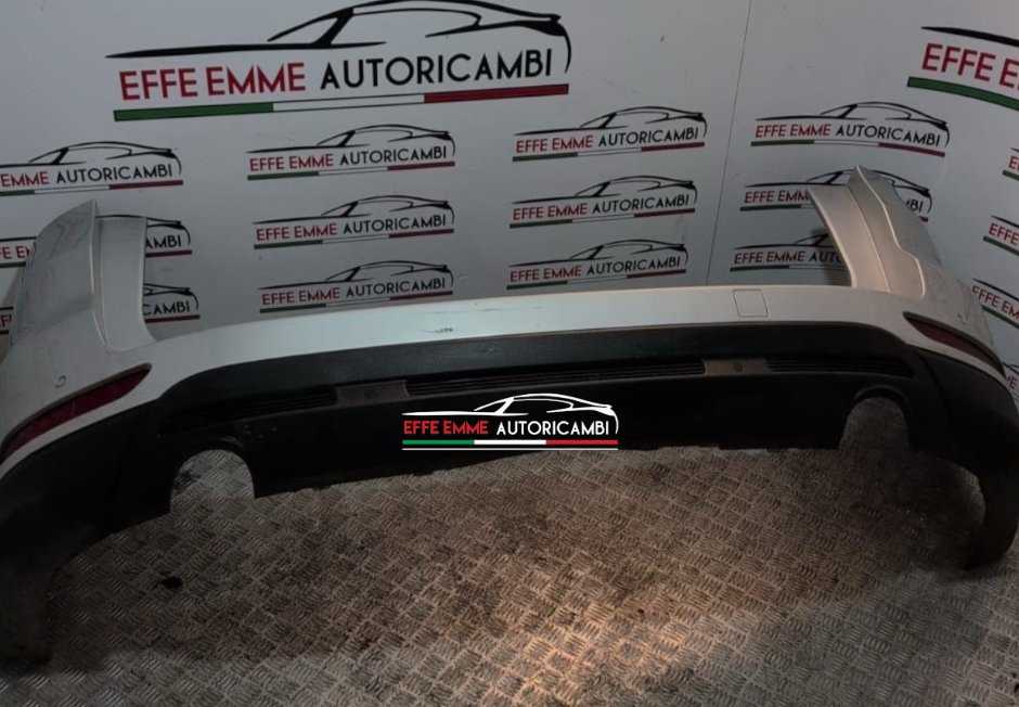 PARAURTI POSTERIORE SMAX S-MAX MODELLO 7 POSTI COLORE ARGENTO