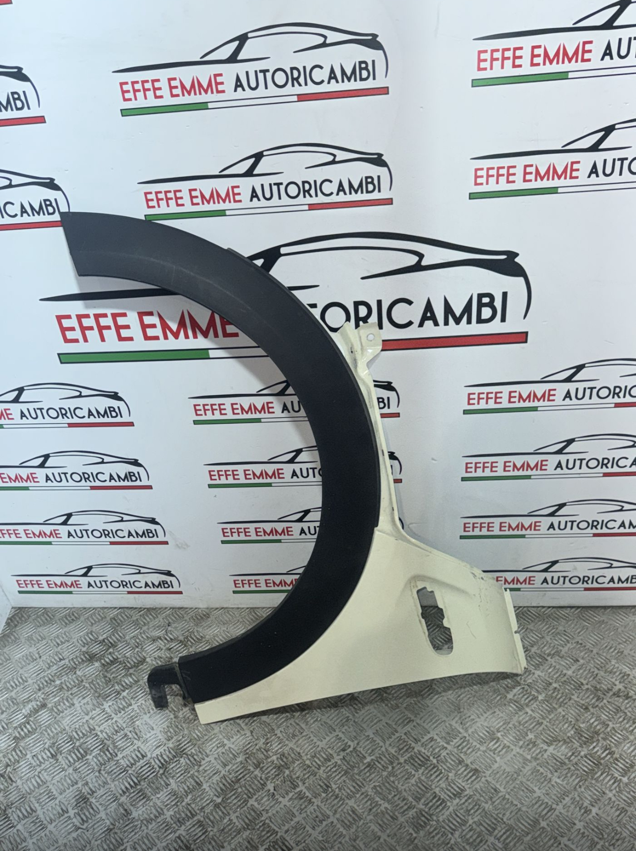 PARAFANGO SINISTRO MINI F56 COLORE AVANA