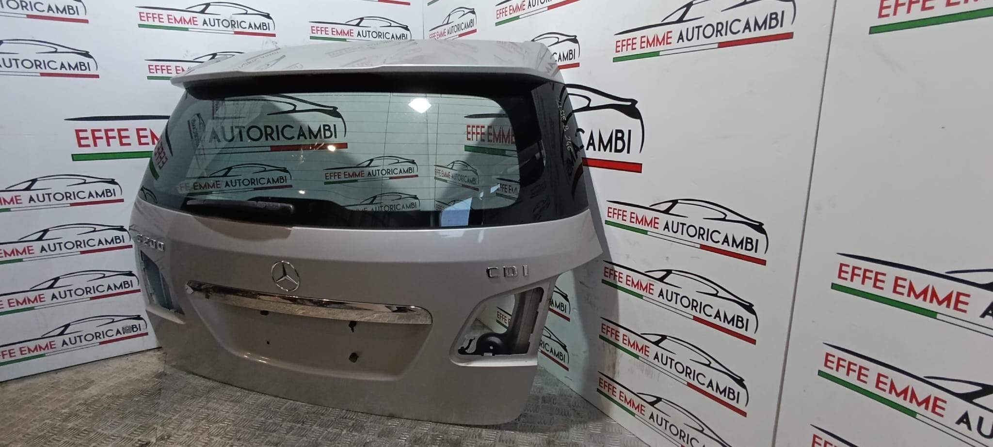 PORTELLONE POSTERIORE MERCEDES CLASSE B W246