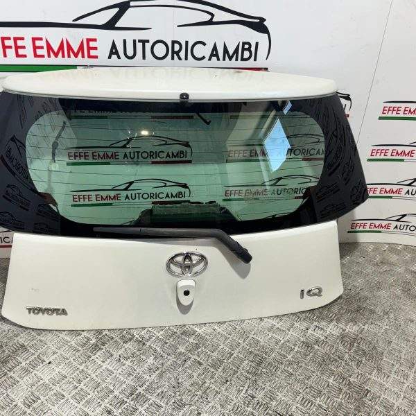 PORTELLONE POSTERIORE TOYOTA IQ BIANCO