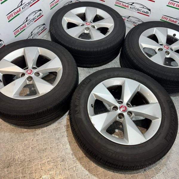 CERCHI E GOMME JAGUAR E-PACE EPACE 235 60 18 gomme al 20%