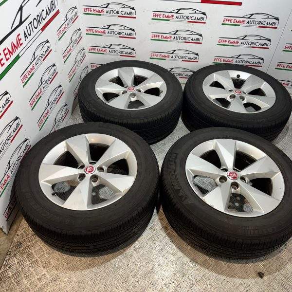 CERCHI E GOMME JAGUAR E-PACE EPACE 235 60 18 gomme al 20%