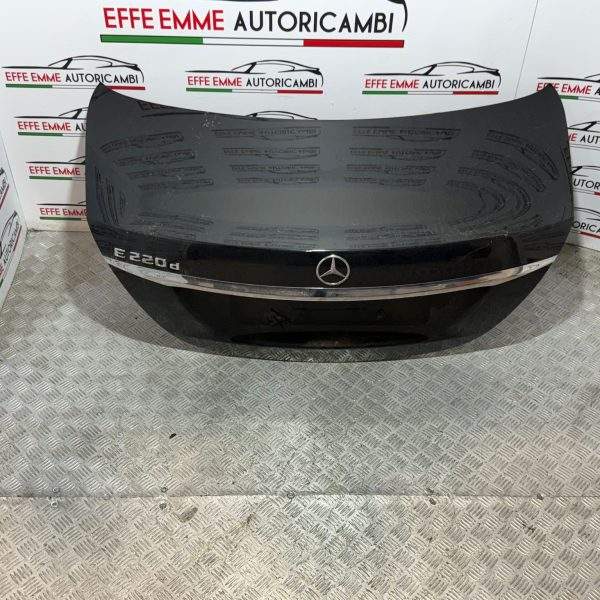 PORTELLONE BAULETTO MERCEDES CLASSE E W 213 BERLINA COLORE NERO