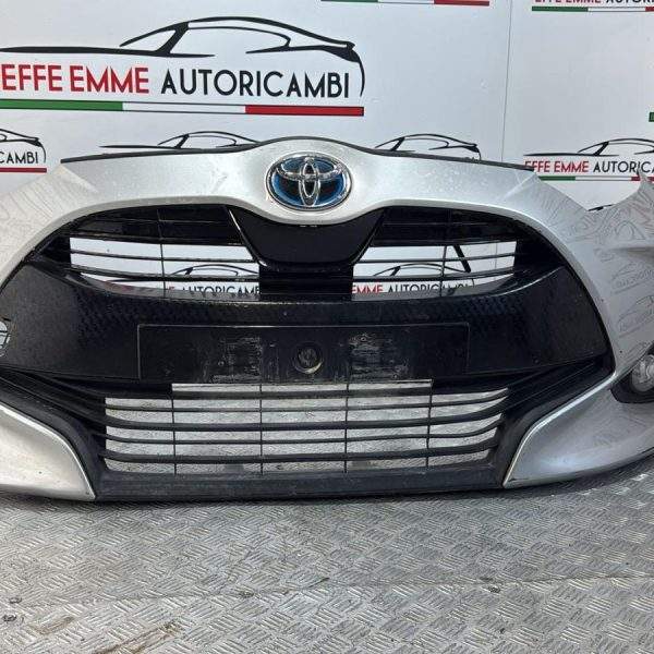 PARAURTI ANTERIORE TOYOTA YARIS HYBRID 2022 COLORE ARGENTO GRIGIO