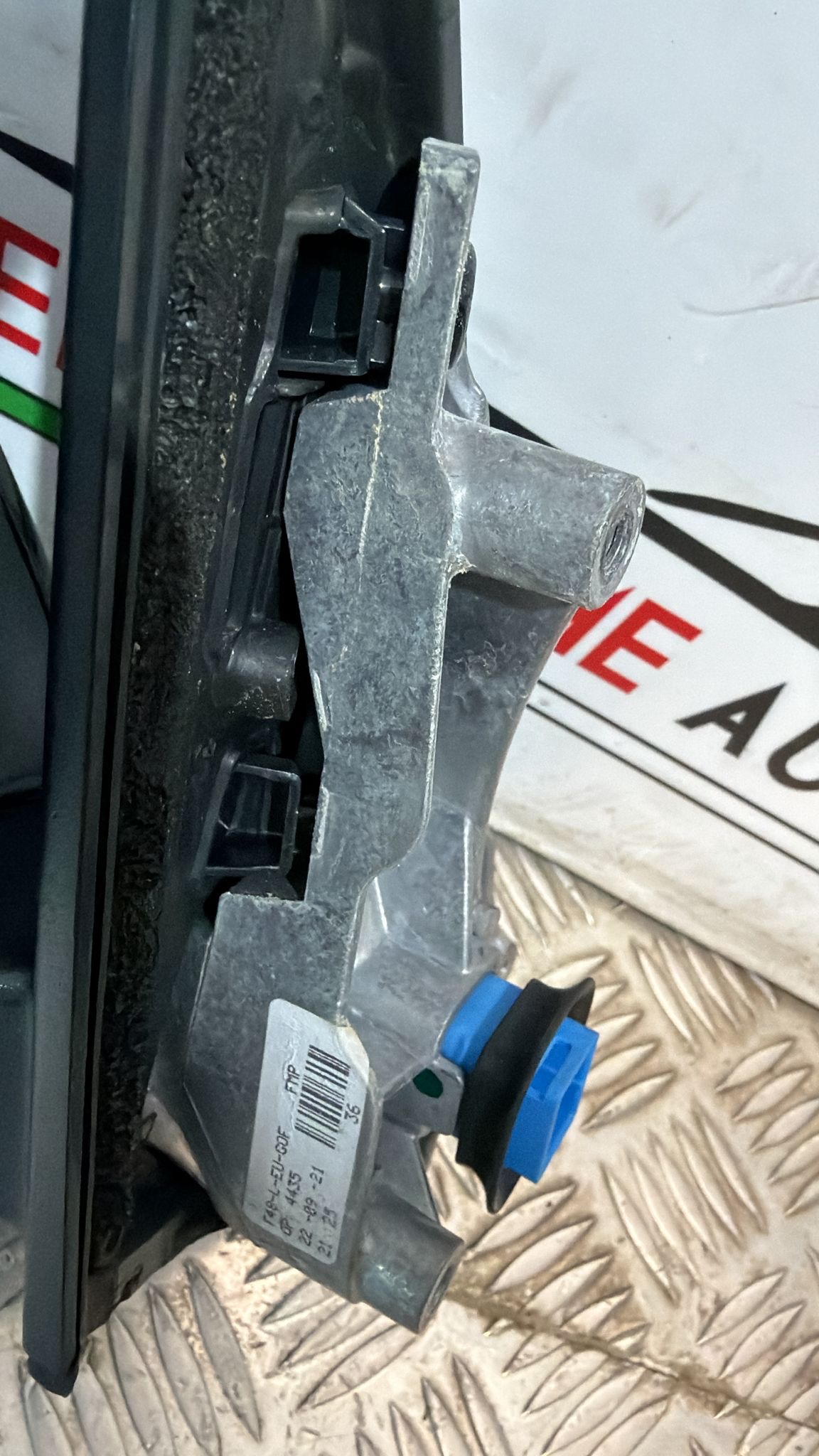 SPECCHIO X1 F48 SPECCHIO SINISTRO NERO 7 pin