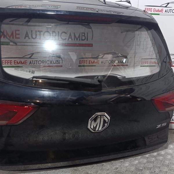 PORTELLONE MG ZS COMPLETO DI LUNOTTO TERGICRISTALLI STOP COLORE NERO