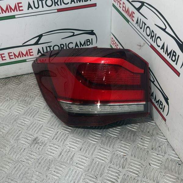 STOP ESTERNO SINISTRO BMW F48