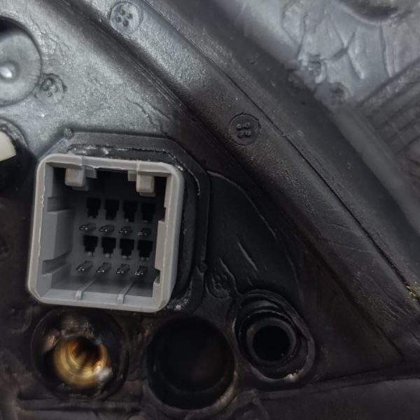 SPECCHIETTO SINISTRO MG ZS 8 PIN NERO