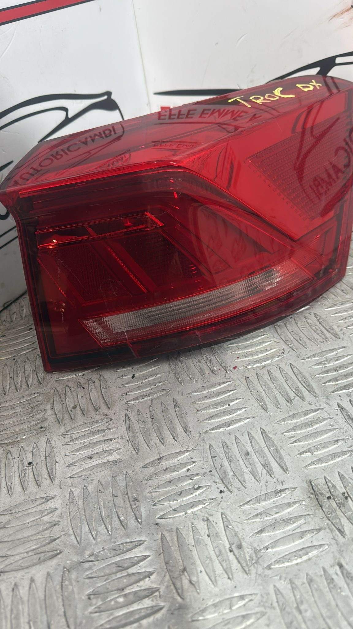 STOP DESTRO ESTERNO VOLKSWAGEN TROC T ROC