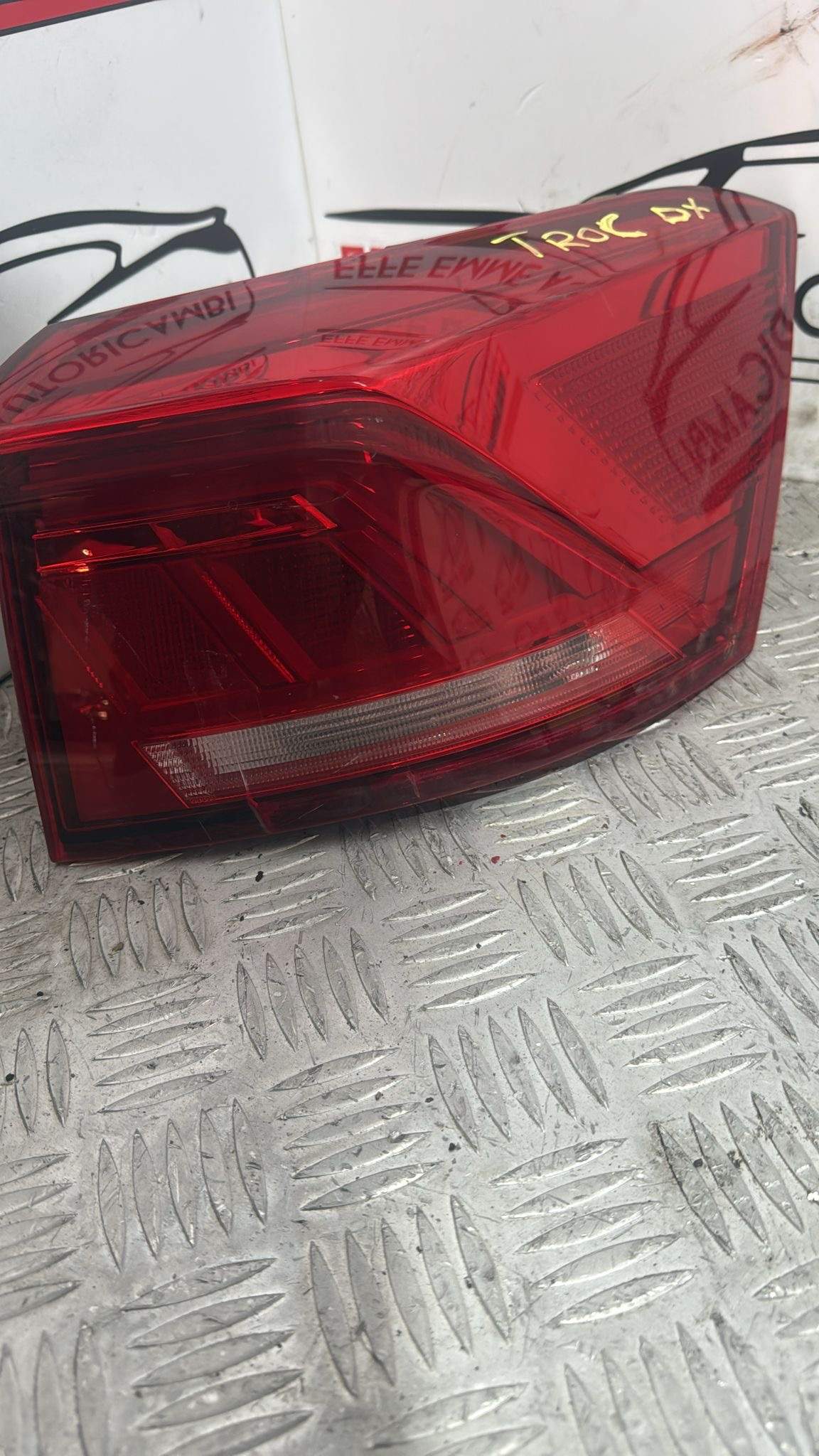 STOP DESTRO ESTERNO VOLKSWAGEN TROC T ROC