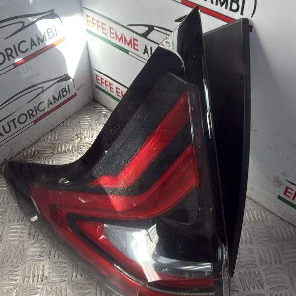 STOP ESTERNO SINISTRO SX RENAULT ESPACE V 5 LED SCHEGGIATO PARTE SUPERIORE