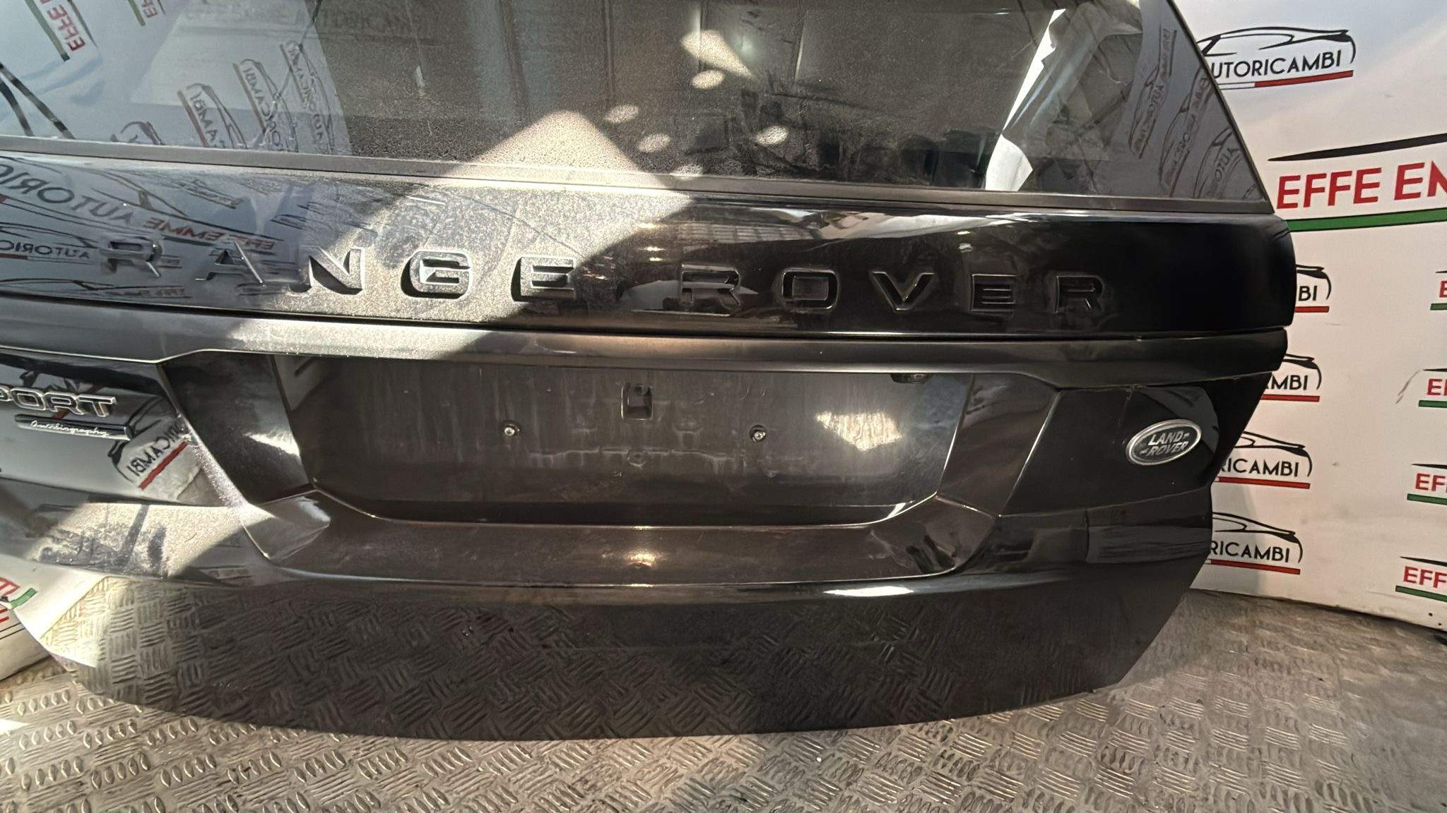 PORTELLONE RANGE ROVER SPORT NERO COMPLETO DI LUNOTTO SERRATURA E MANIGLIA