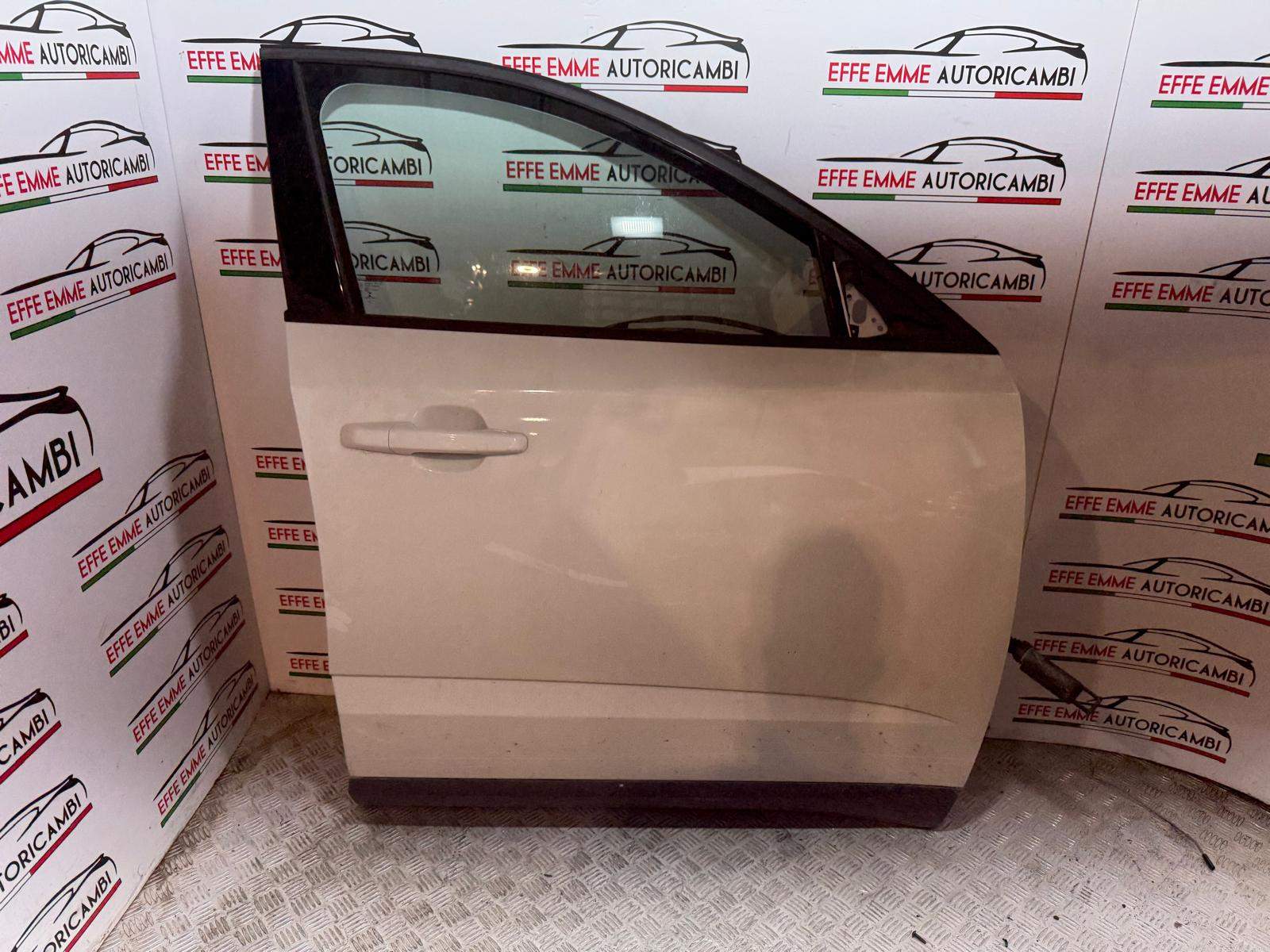 PORTA PORTIERA SPORTELLO JAGUAR E-PACE EPACE ANTERIORE DESTRO DX COMPLETO DI VETRO ALZAVETRO SERRATURA MANIGLIA COLORE BIANCO