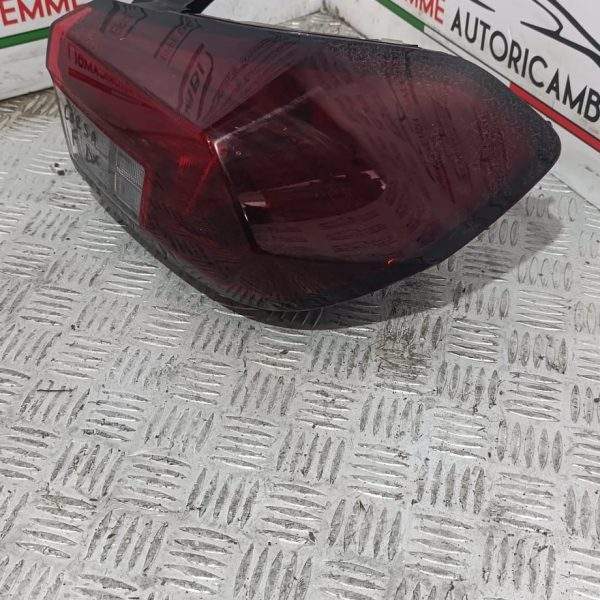 STOP ESTERNO DESTRO CORSA F 1.5 HDI SIGLA YH01