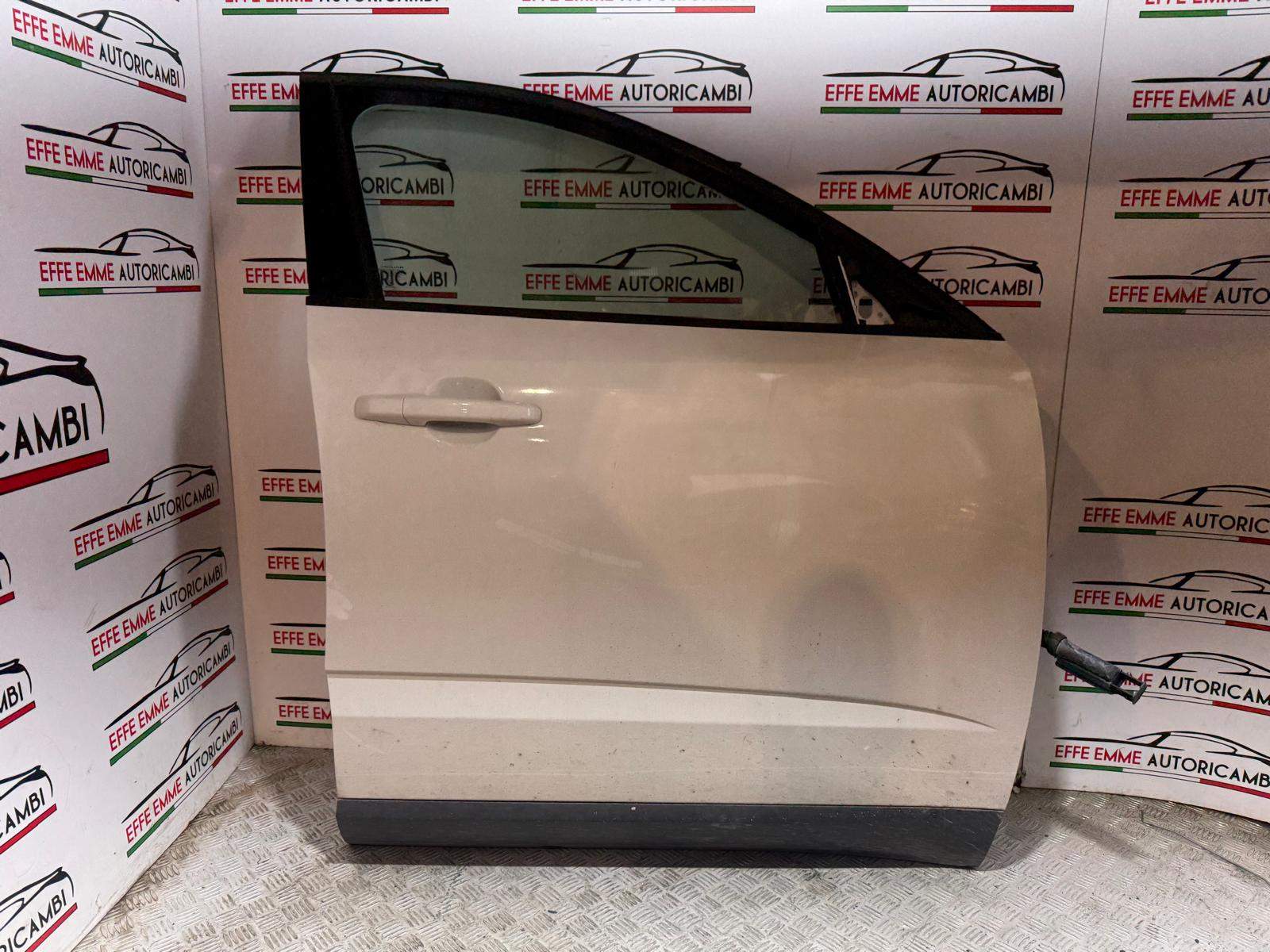 PORTA PORTIERA SPORTELLO JAGUAR E-PACE EPACE ANTERIORE DESTRO DX COMPLETO DI VETRO ALZAVETRO SERRATURA MANIGLIA COLORE BIANCO
