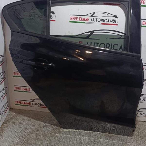 PORTA PORTIERA SPORTELLO FORD FOCUS MK4,5 POSTERIORE DX DESTRA COLORE NERO