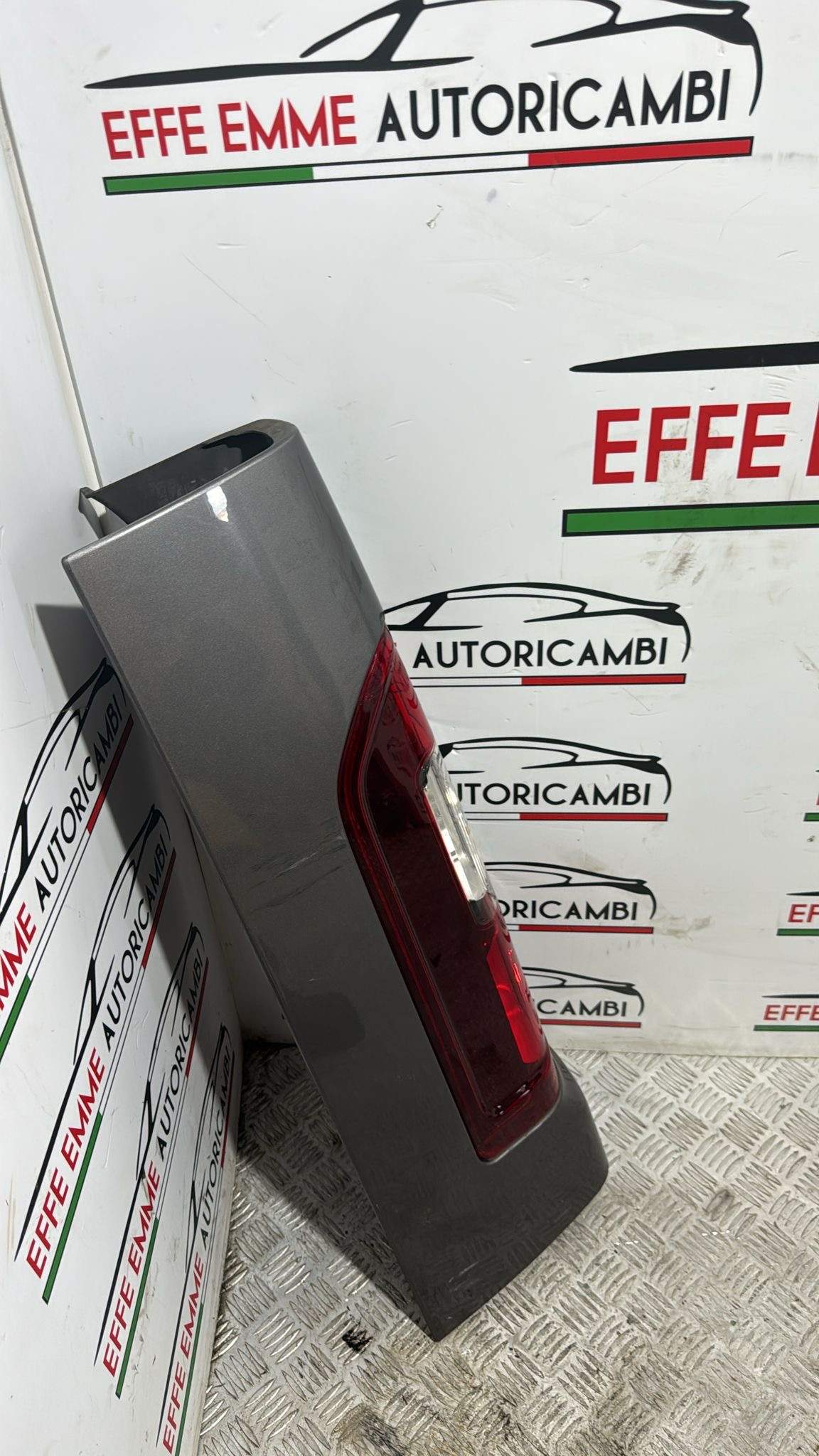 STOP SX RENAULT TRAFIC OPEL VIVARO 4 SERIE