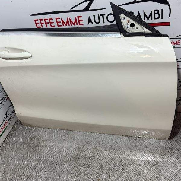 PORTA PORTIERA SPORTELLO ANTERIORE DESTRA DX MERCEDES CLA W117 COLORE BIANCO