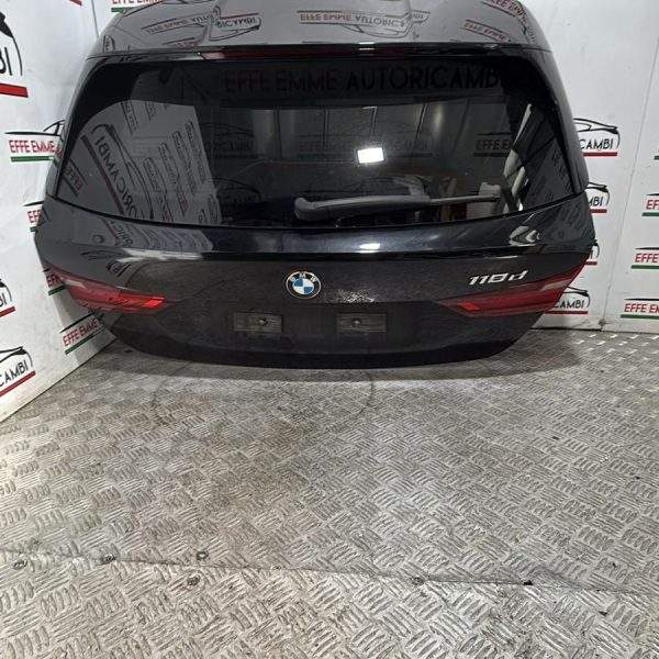 PORTELLONE NERO BMW F40 SERIE 1 COMPLETO DI STOP E LUNOTTO