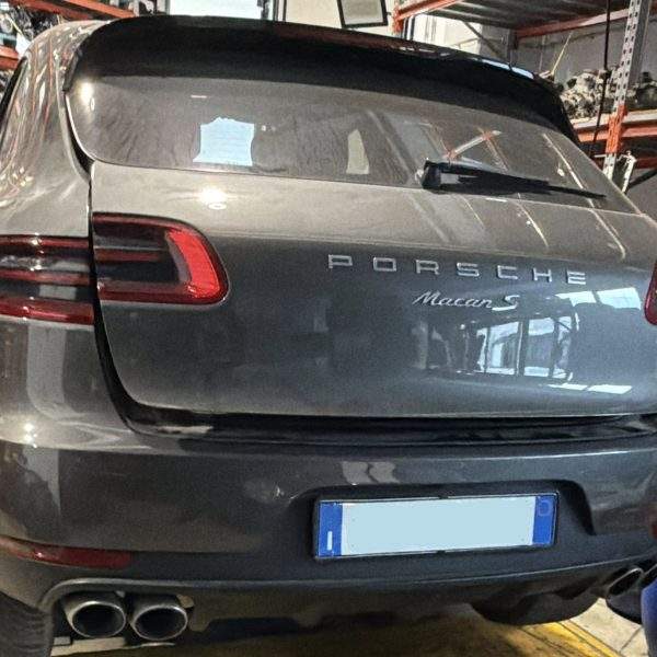 POSTERIORE COMPLETO PORSCHE MACAN PRIMA SERIE