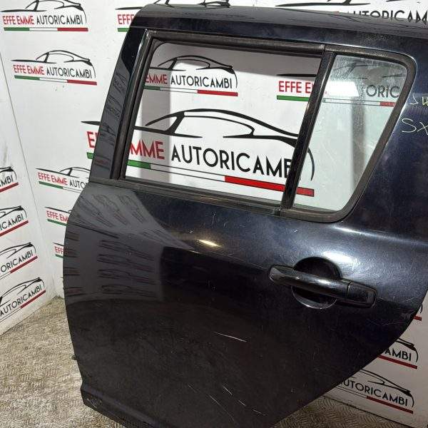 PORTA PORTIERA SPORTELLO POSTERIORE SINISTRA SX SUZUKI SWIFT 3 SERIE COLORE NERO