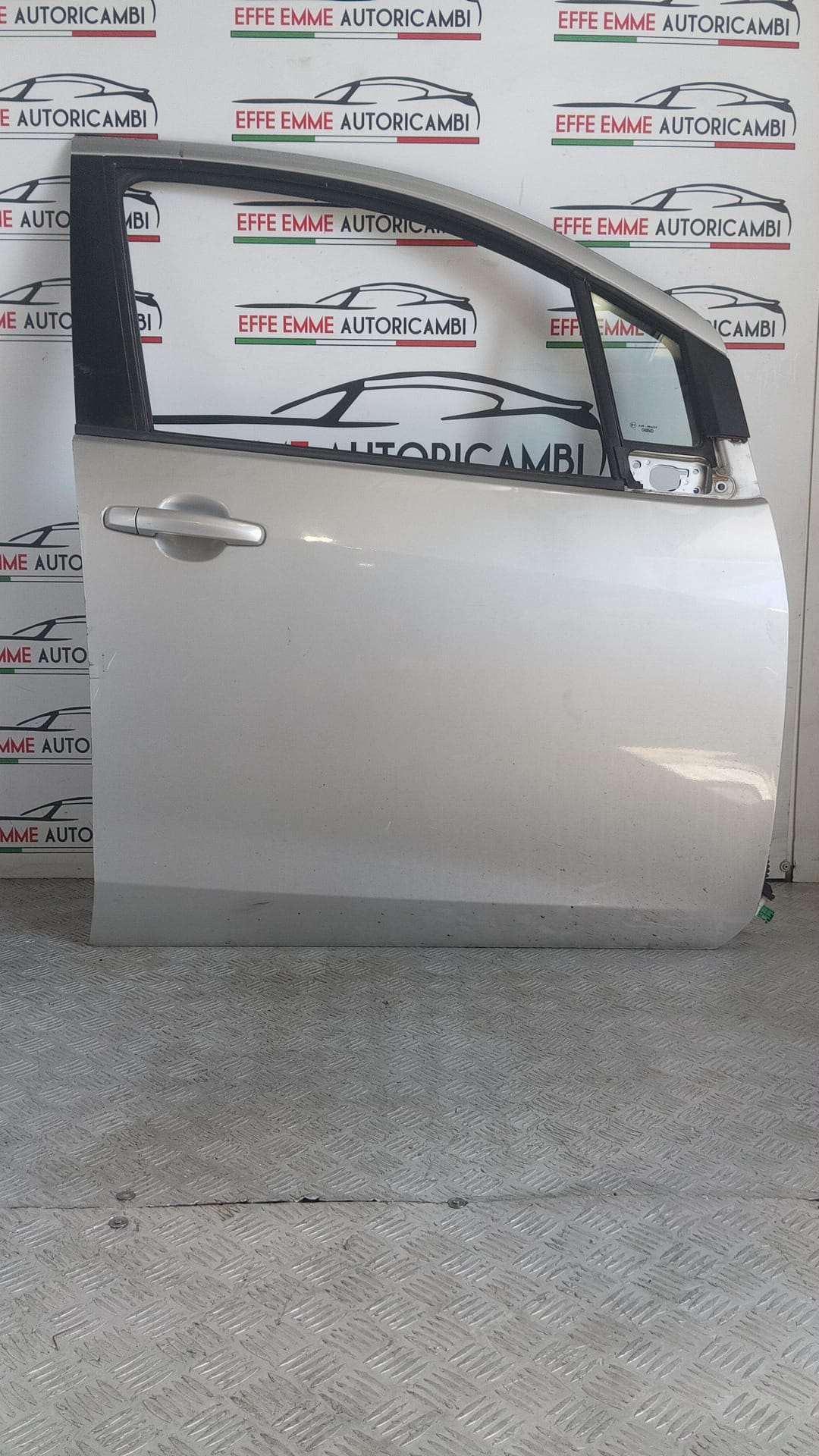 PORTA PORTIERA SPORTELLO ANTERIORE DESTRA DX COLORE ARGENTO OPEL AGILA B