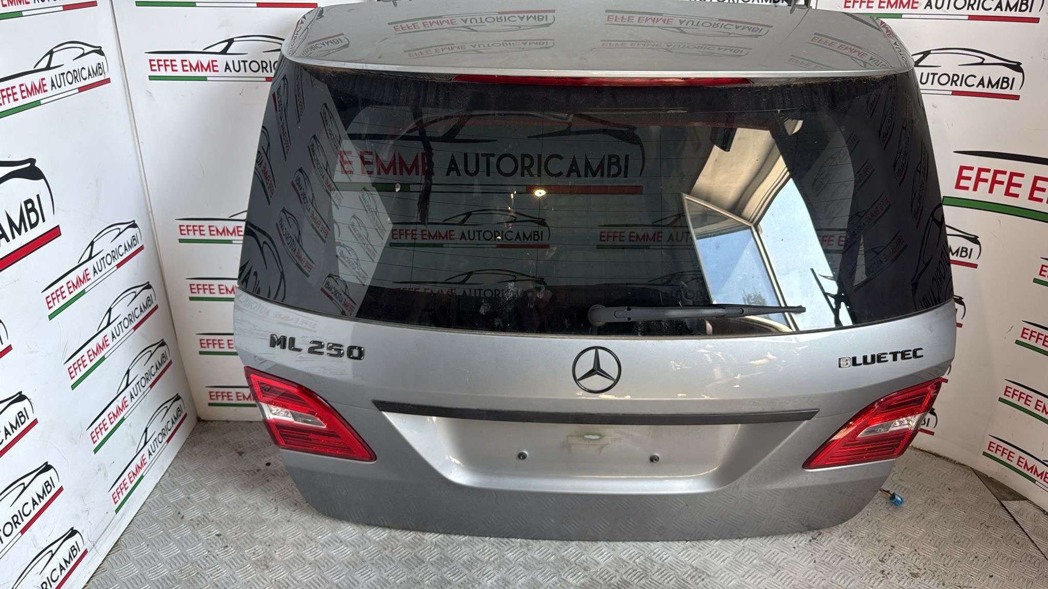 PORTELLONE POSTERIORE MERCEDES ML W166 COLORE GRIGIO ANTRACITE