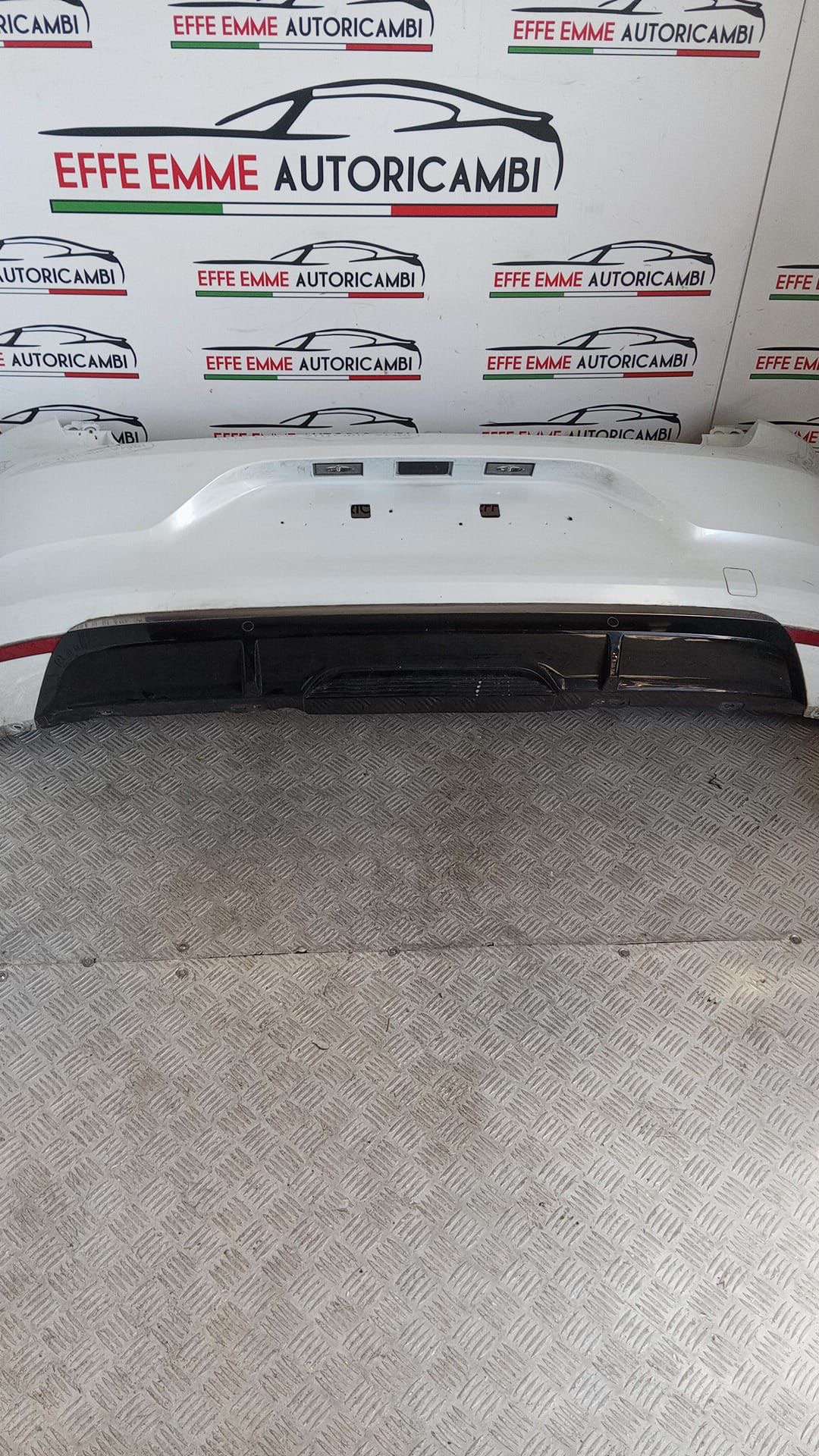 PARAURTI POSTERIORE RENAULT CLIO 5 SERIE BIANCO