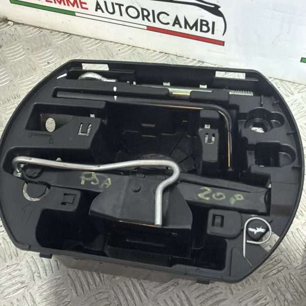 RUOTINO KIT RUOTA PSA COMPOSTO DA RUOTINO CHIAVE CRICK