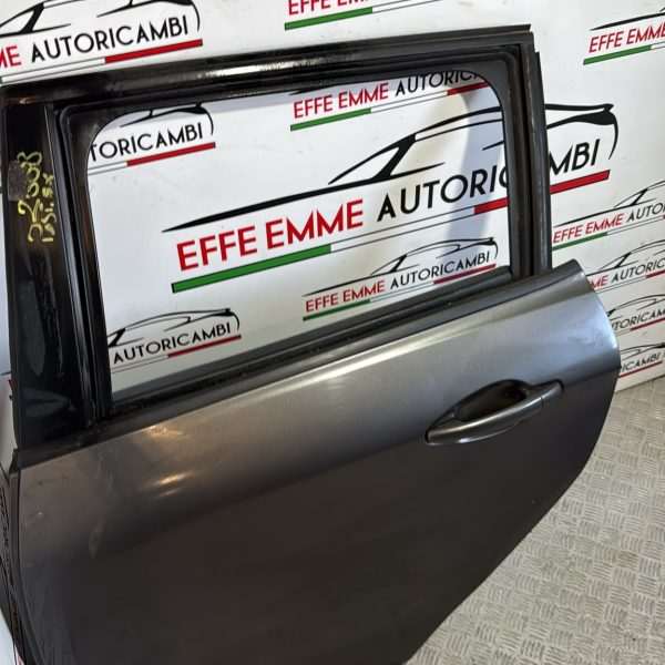 PORTA PORTIERA SPORTELLO PEUGEOT 2008 POSTERIORE SINISTRA SX anno 2015 colore antracite