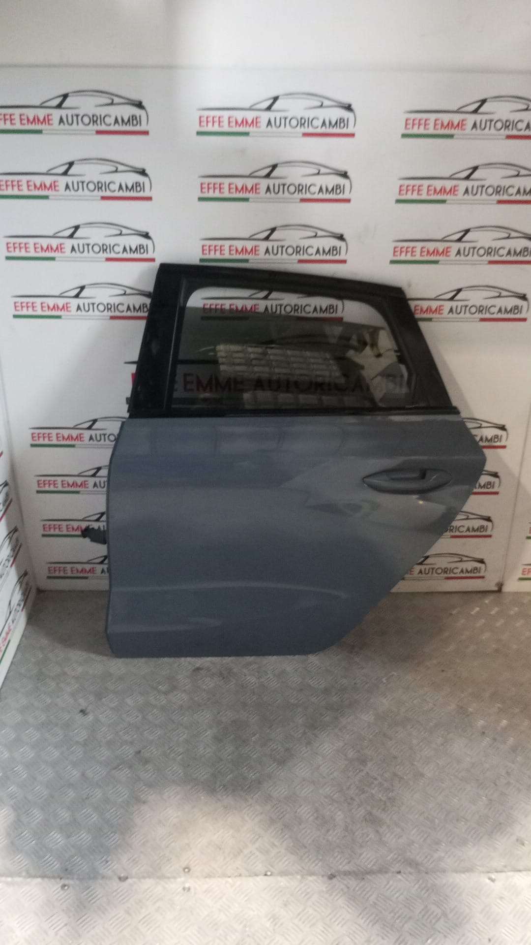 PORTA PORTIERA SPORTELLO POSTERIORE SINISTRA SX AUDI A3 8Y SPORTBACK COLORE GRIGIO