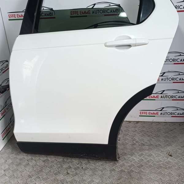PORTA PORTIERA SPORTELLO POSTERIORE SINISTRA SX LAND ROVER DISCOVERY modello codice L462 COLORE BIANCO