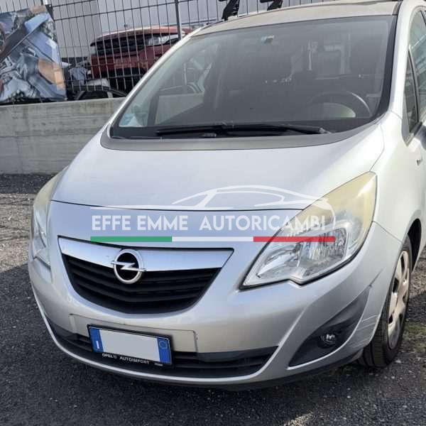 MUSATA FRONTALE OPEL MERIVA B ANNO 2012 1.4 BENZINA ARGENTO
