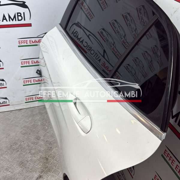 PORTA SPORTELLO PORTIERA POSTERIORE SINISTRA SX MERCEDES X156 GLA BIANCO
