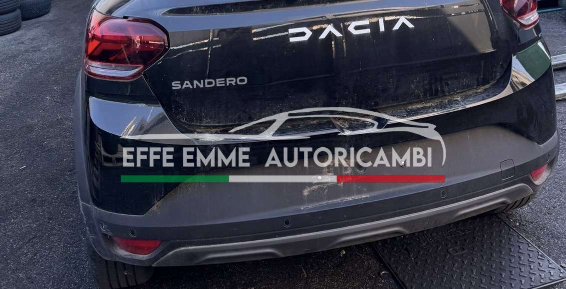 PARAURTI POSTERIORE DACIA SANDERO STEPWAY 2024 COLORE NERO