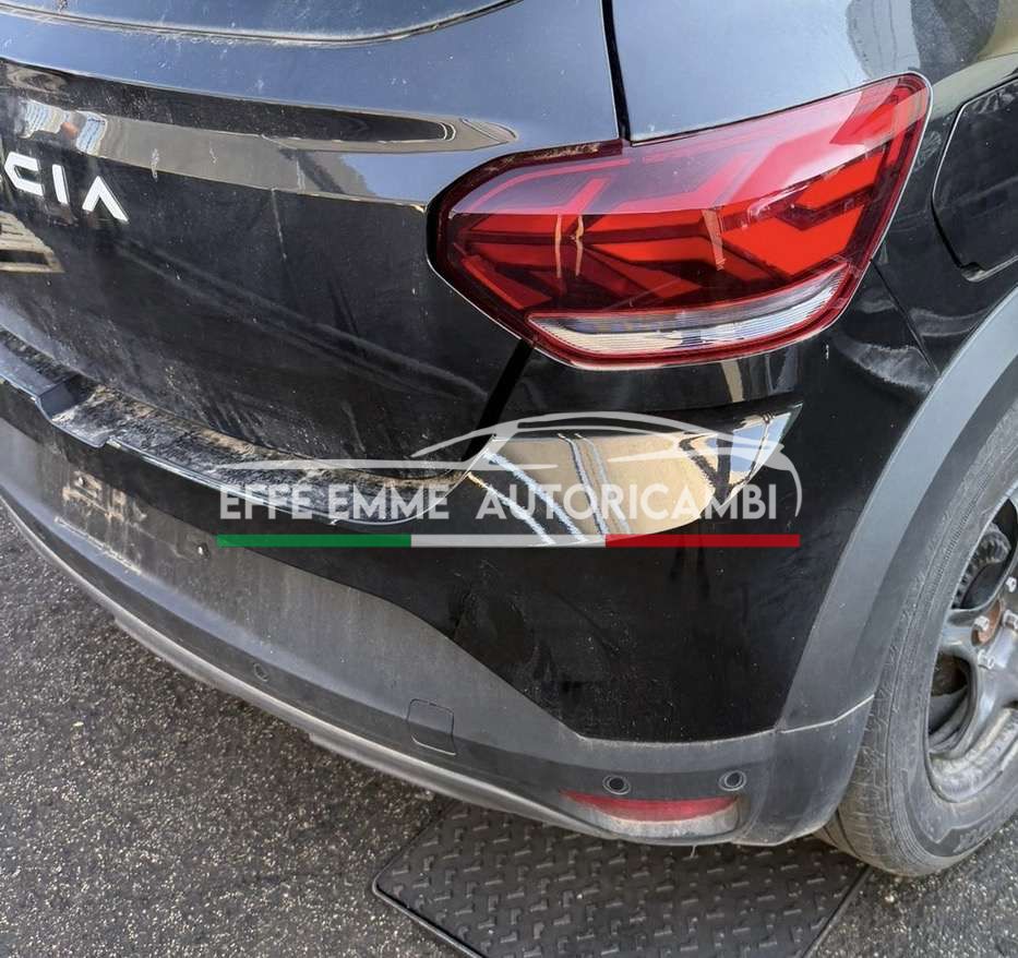 PARAURTI POSTERIORE DACIA SANDERO STEPWAY 2024 COLORE NERO