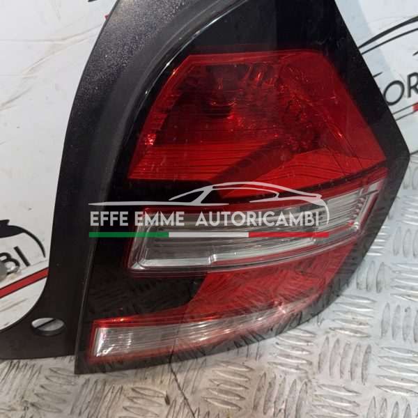 STOP FANALE POSTERIORE DESTRO DX RENAULT TWINGO 3 SERIE ANNO 2017