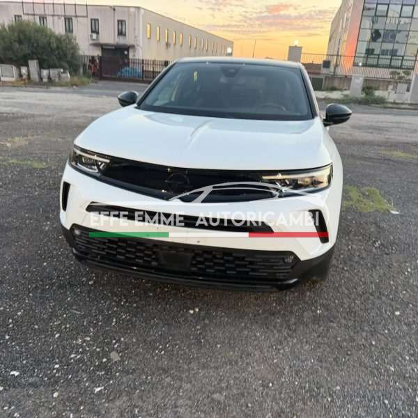 MUSO MUSATA FRONTALE OPEL MOKKA 1.2 TURBO BENZINA ULTIMA SERIE COLORE BIANCO