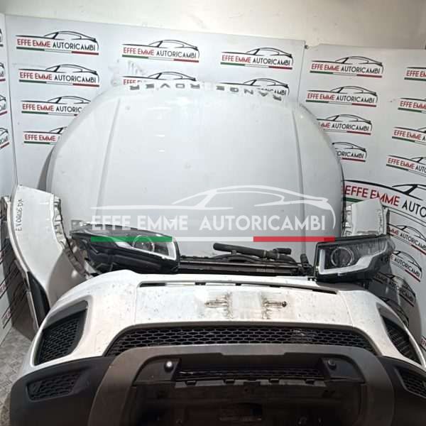 MUSO MUSATA FRONTALE LAND ROVER RANGE ROVER EVOQUE PRIMA SERIE COLORE BIANCO
