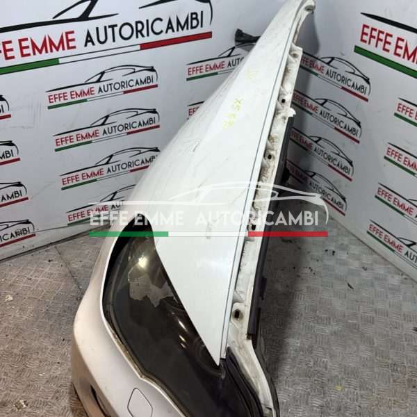 PARAFANGO E FARO DESTRO DX BMW E70 COLORE BIANCO